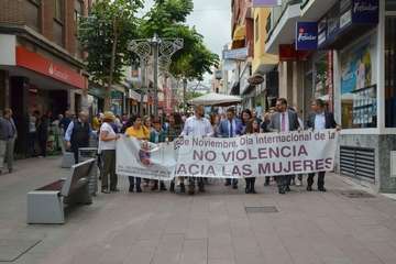 Telde protesta en silencio contra la violencia machista (Foto TA y Francisco Javier Santana)